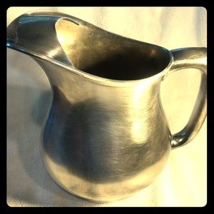 1/2 Gallon Silver/Pewter Serving Pitcher